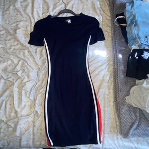 H&M Dress Size: 2 (used) good condition